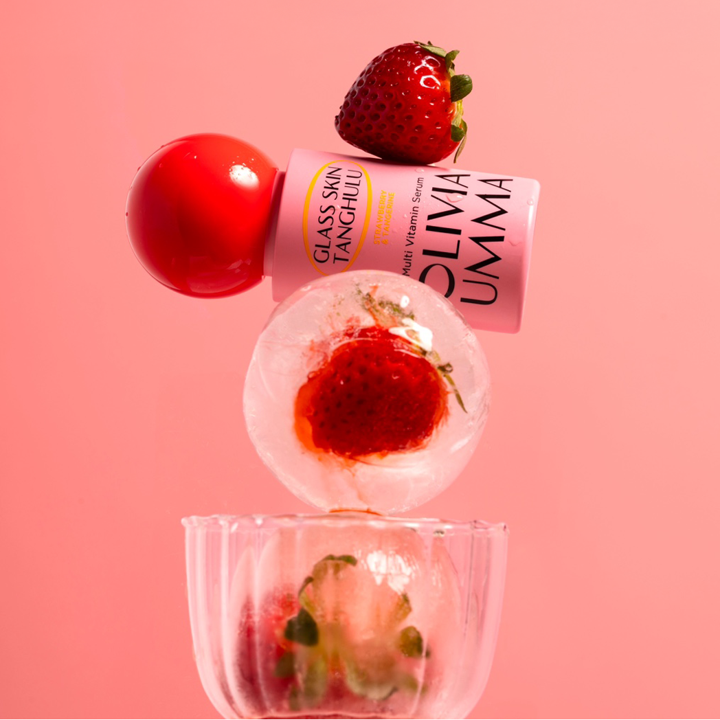 GLASS SKIN STRAWBERRY & TANGERINE SERUM