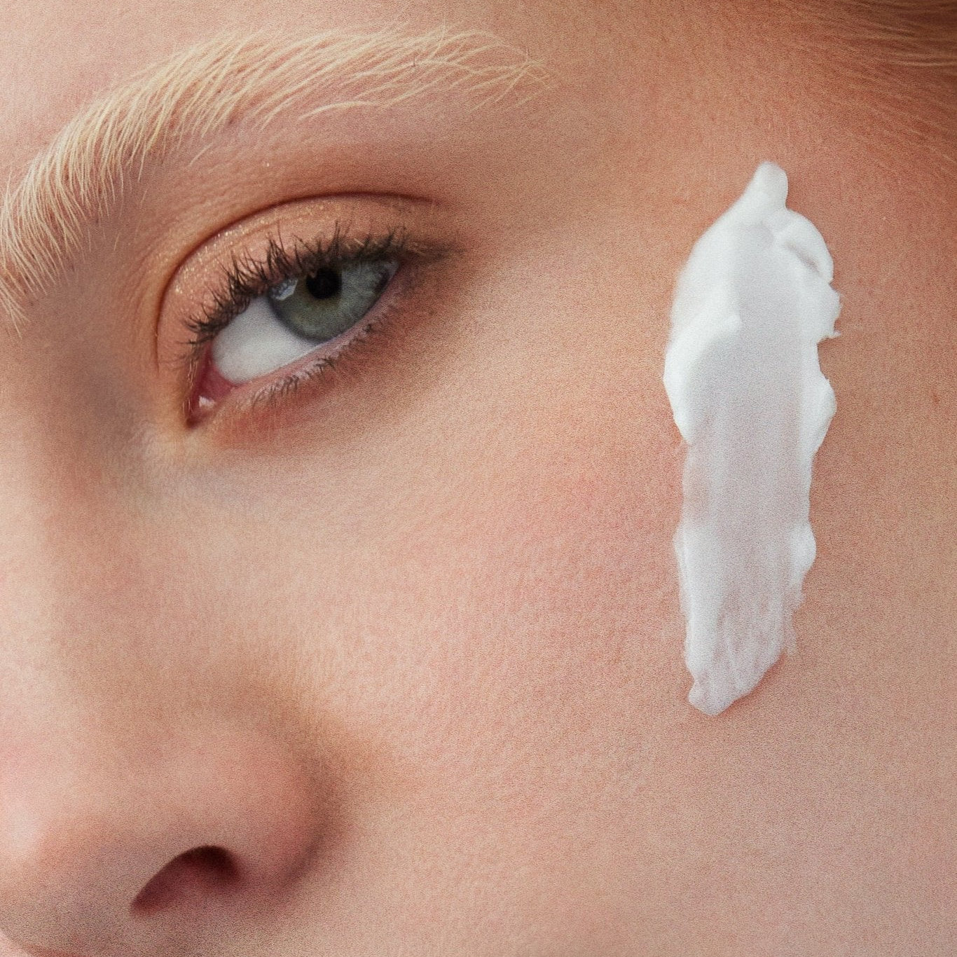 texture of ULTIMATE BARRIER RESTORE CREAM